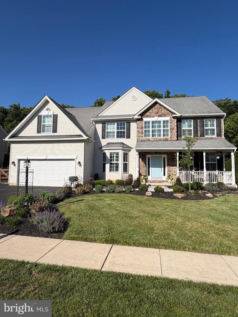1011 Creekview Drive photo 1