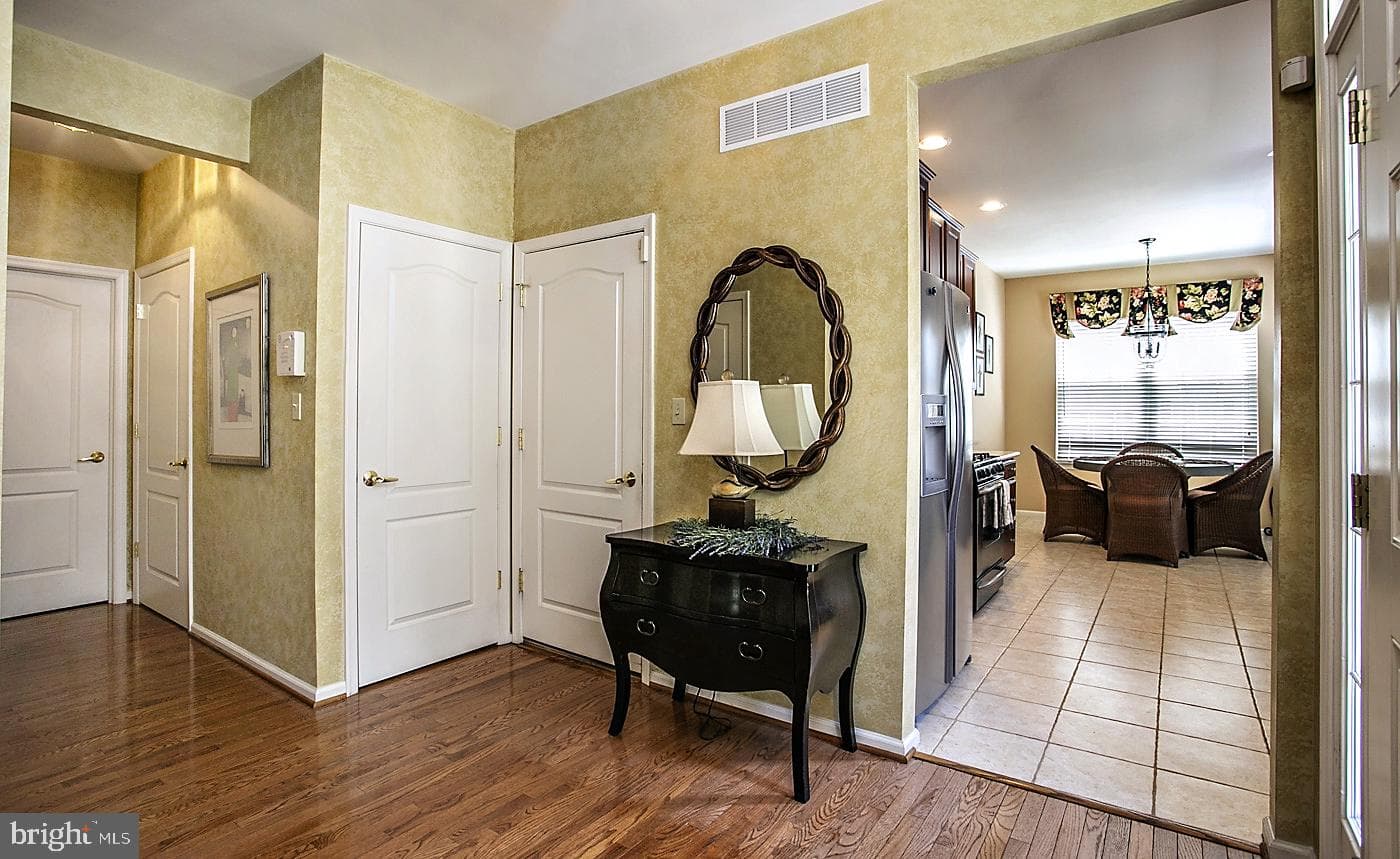 27 Westhampton Way photo 6