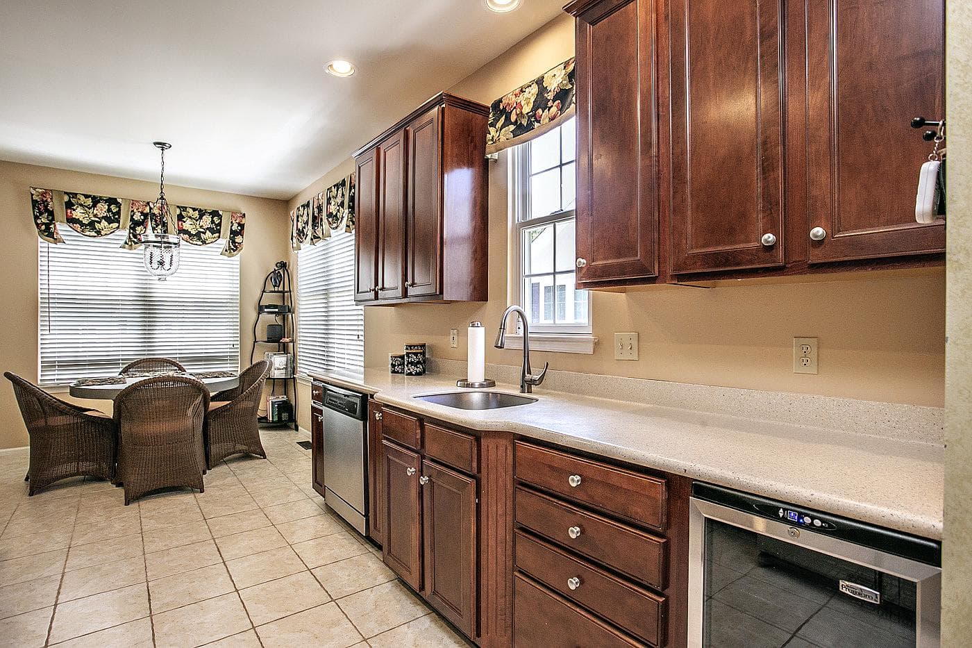 27 Westhampton Way photo 7