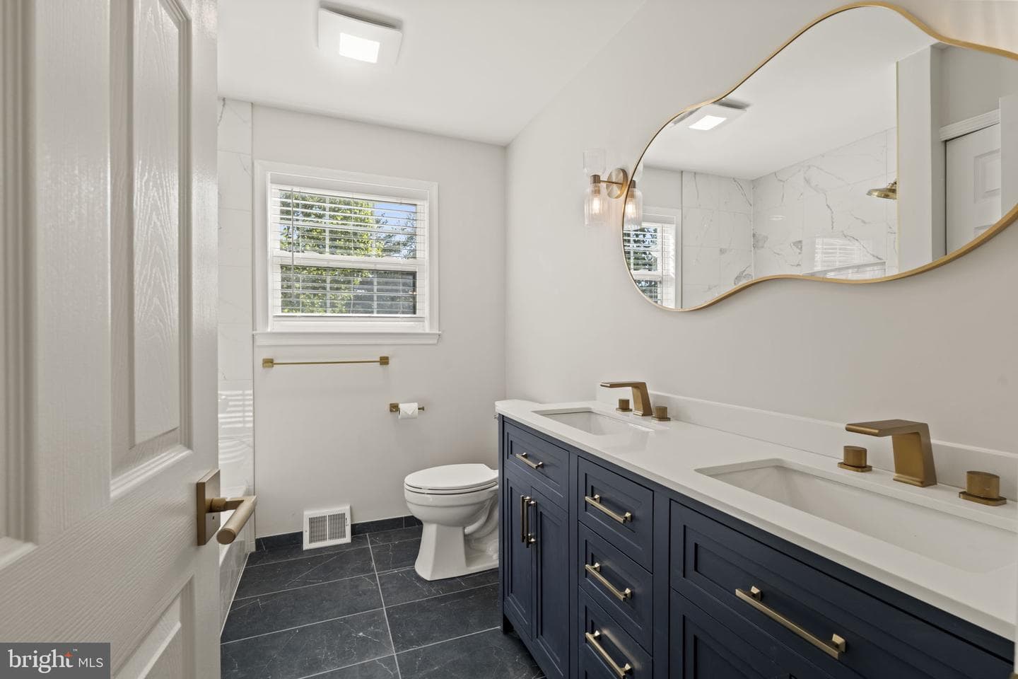 703 Gregory Drive photo 30