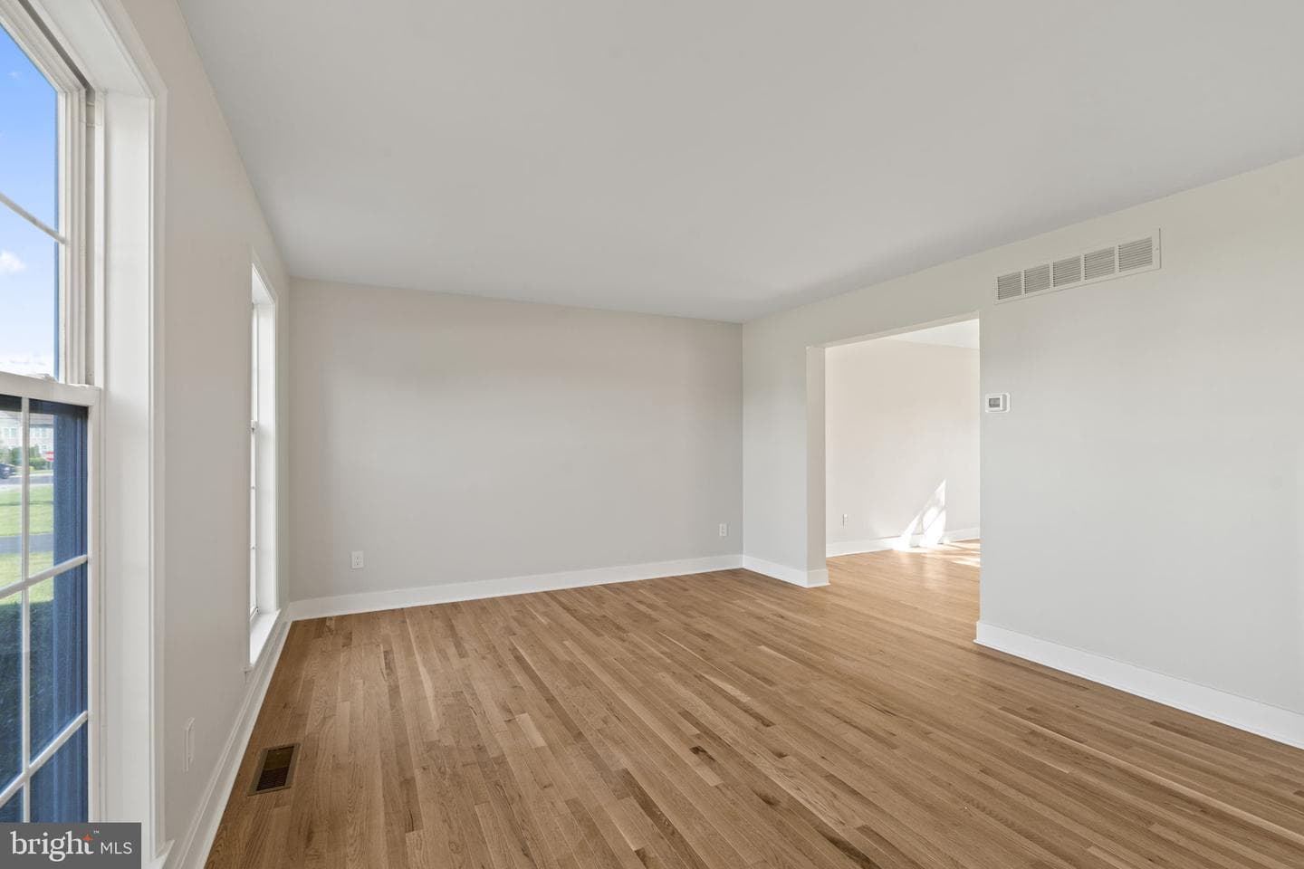 703 Gregory Drive photo 9