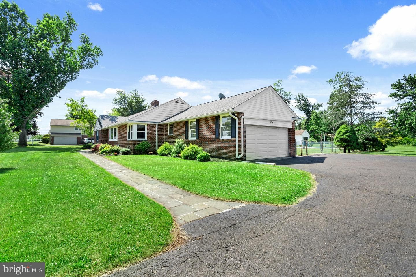 507 Kane Drive photo 3