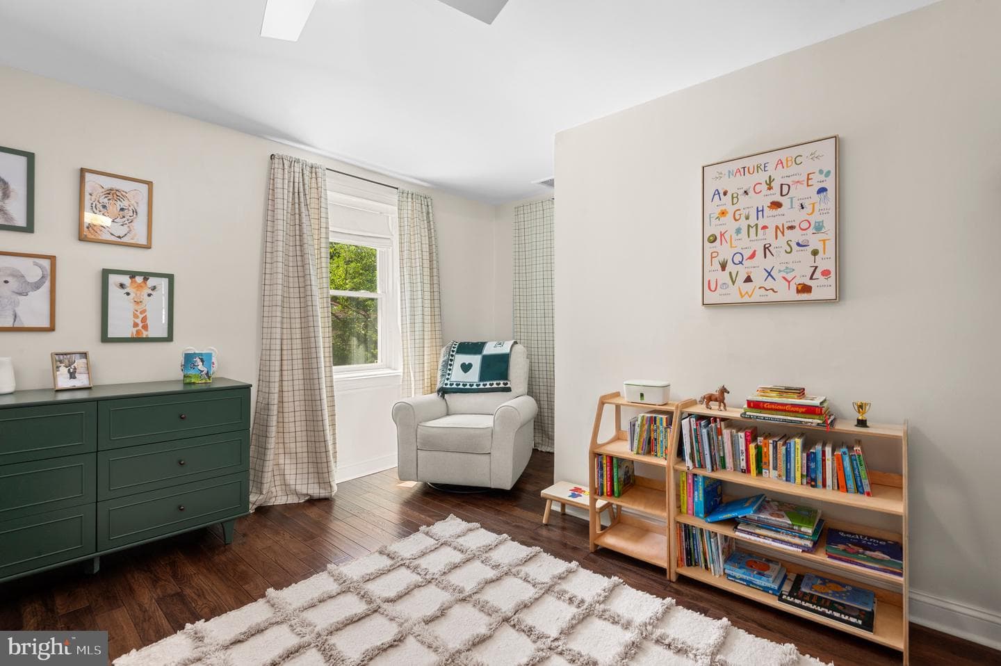 22 Maple Avenue photo 16