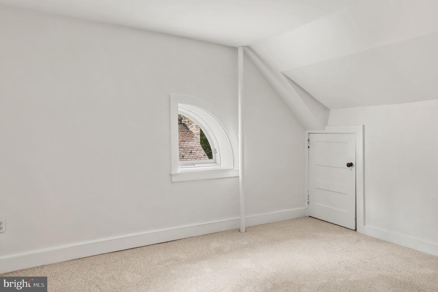 22 Maple Avenue photo 29