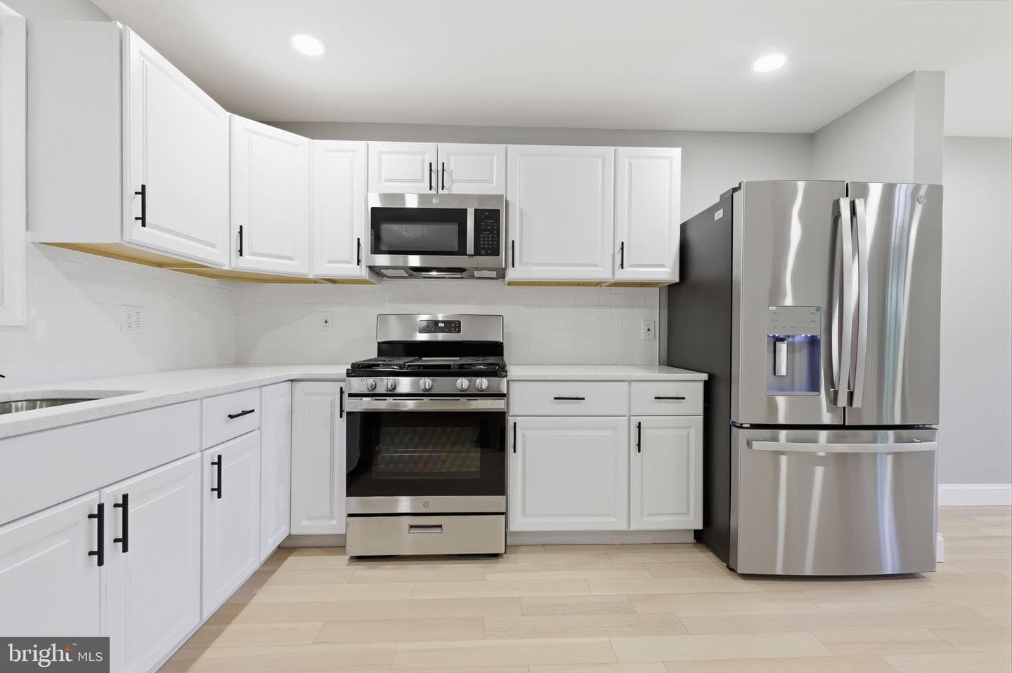 340 W Broad Street photo 13
