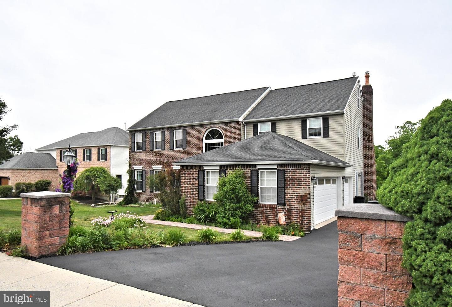 1630 Potter Drive photo 1