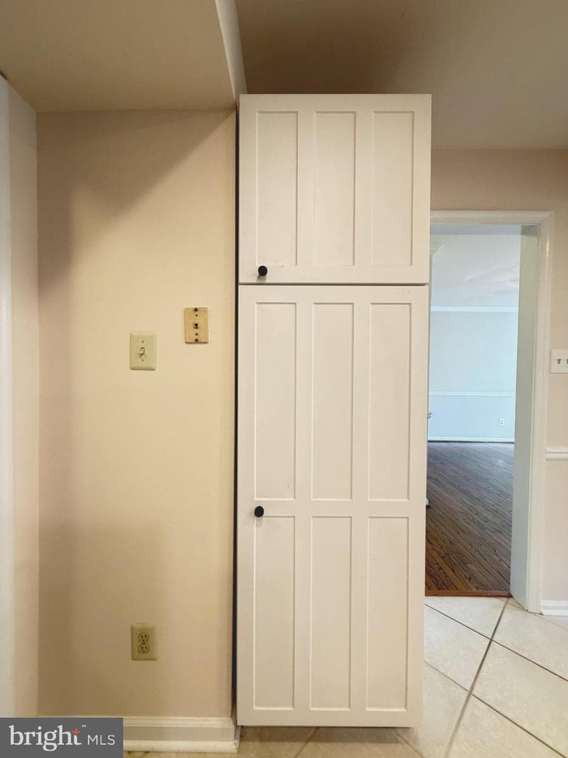 284 Conway Circle photo 9