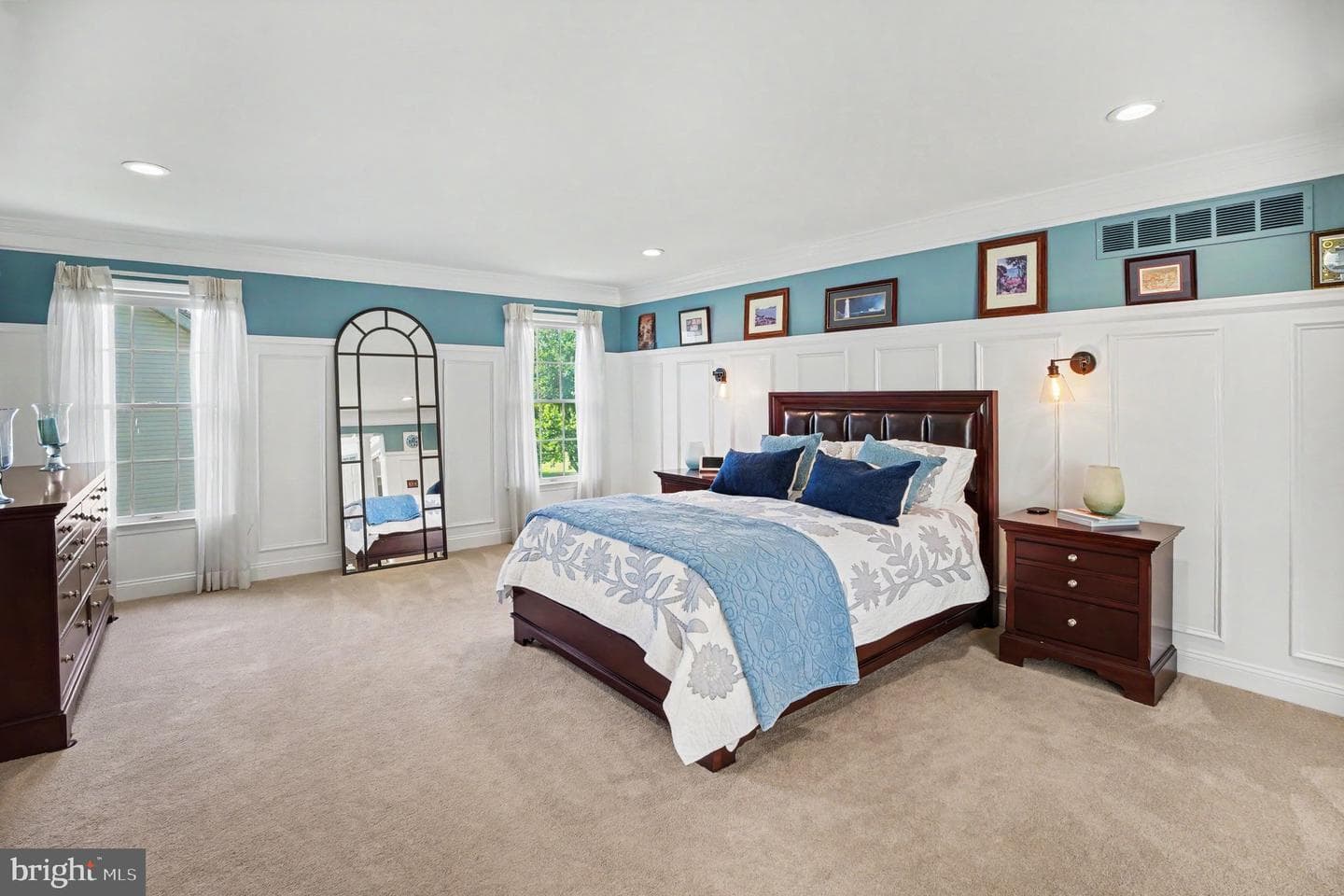 221 Hazeltine Circle photo 23