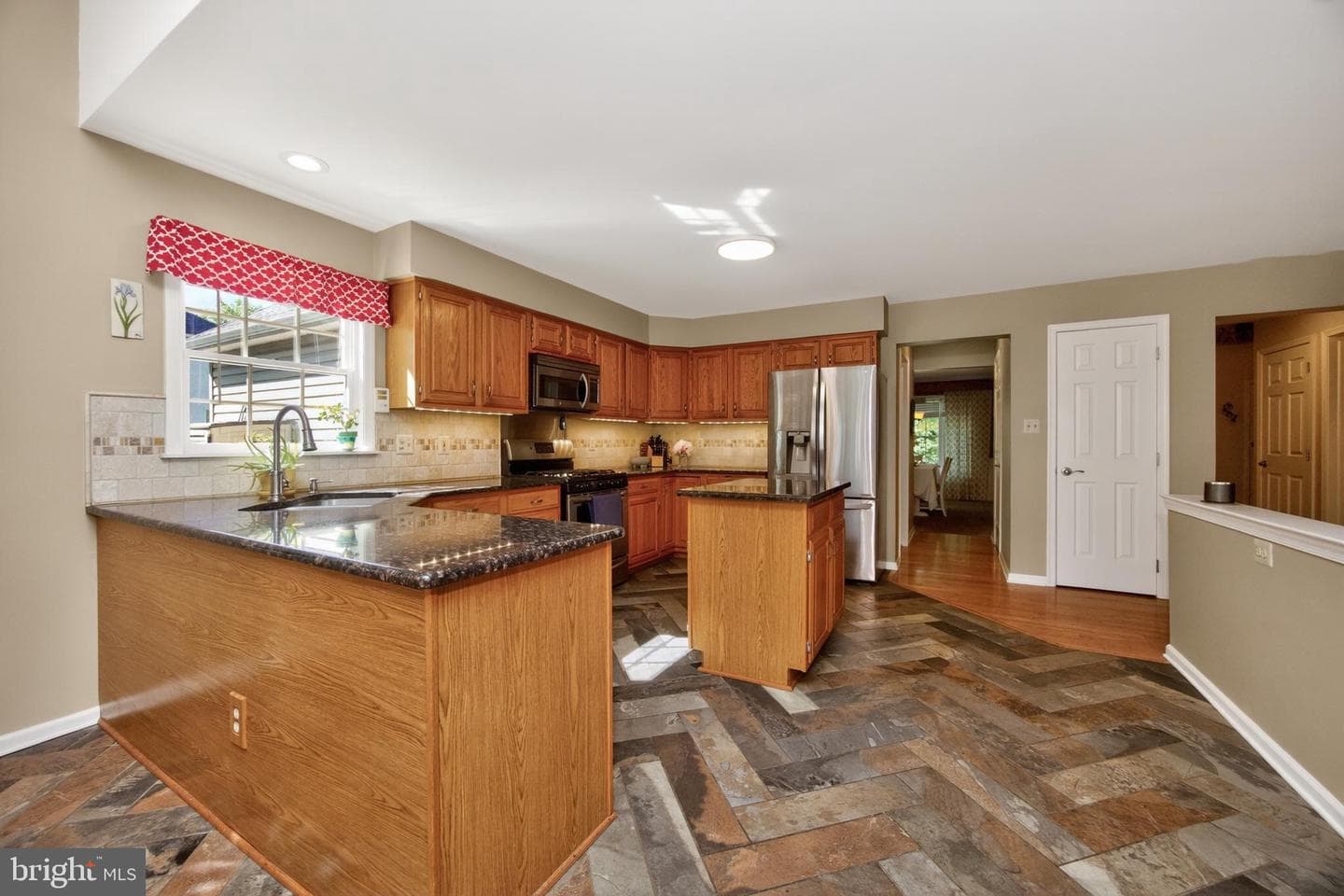 743 Park Rd photo 6