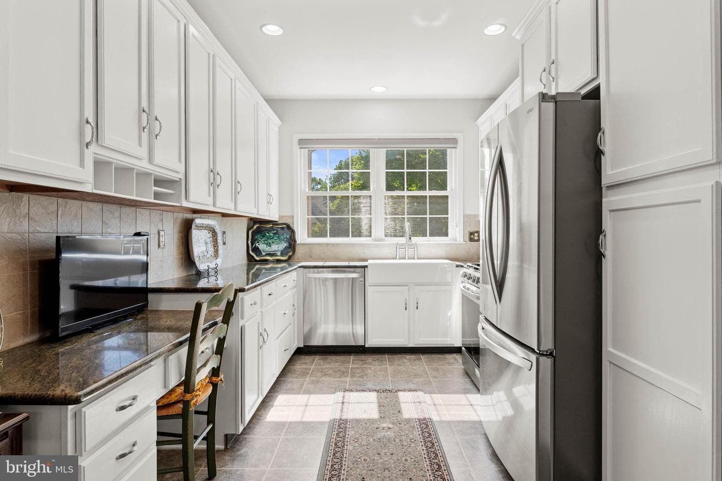 401 Tamworth Court photo 11