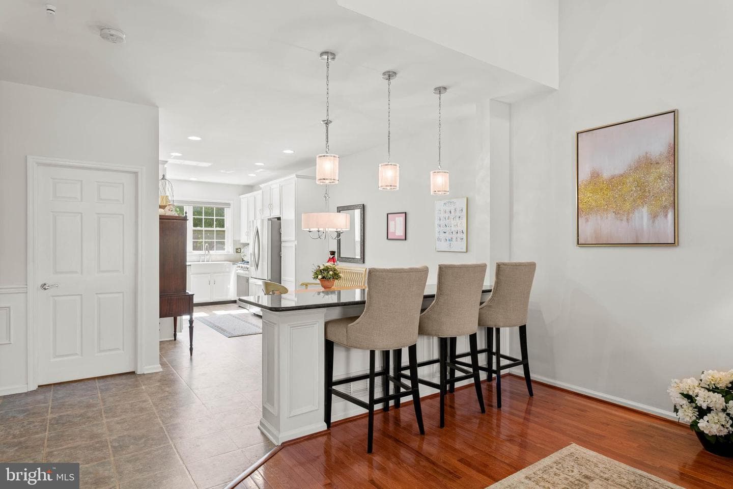 401 Tamworth Court photo 9