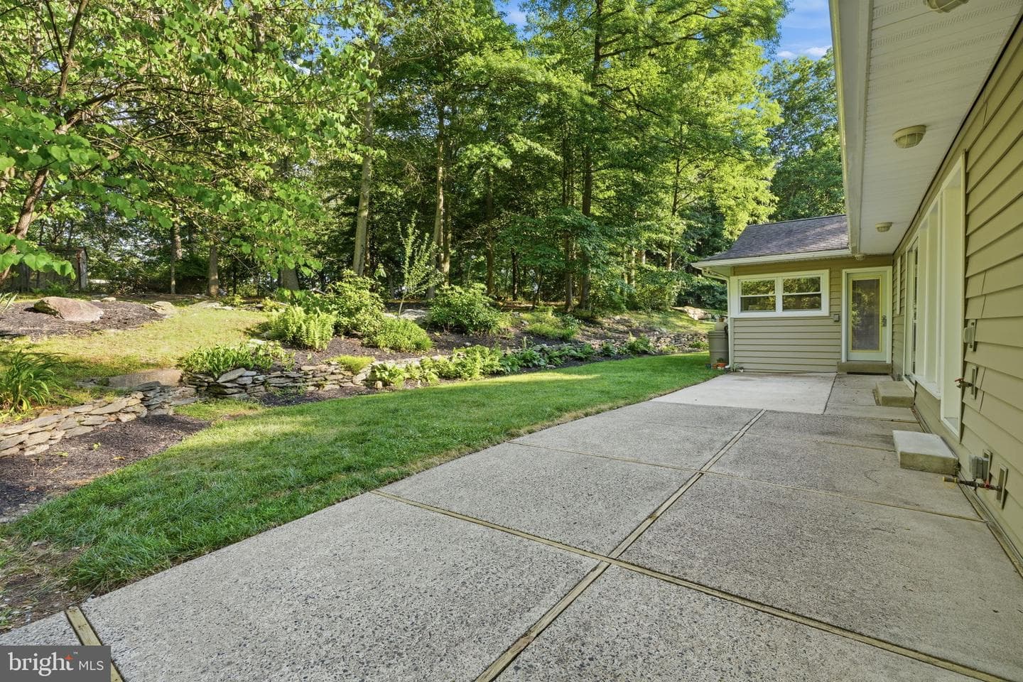 2115 Willow Brook Drive photo 45