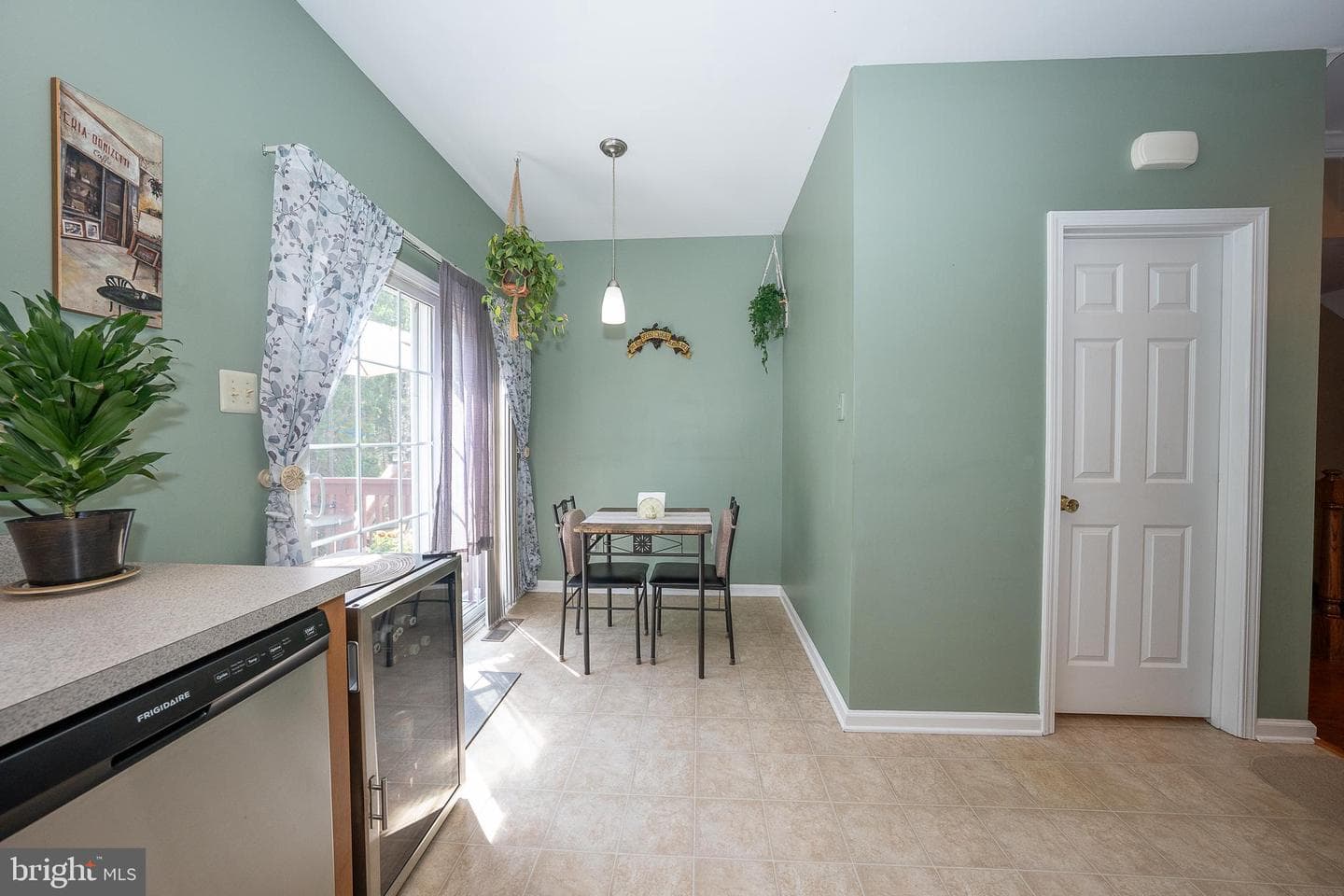 3 Cameron Court photo 17