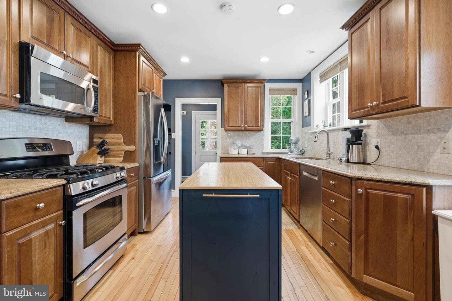 1427 Orchard Way photo 11