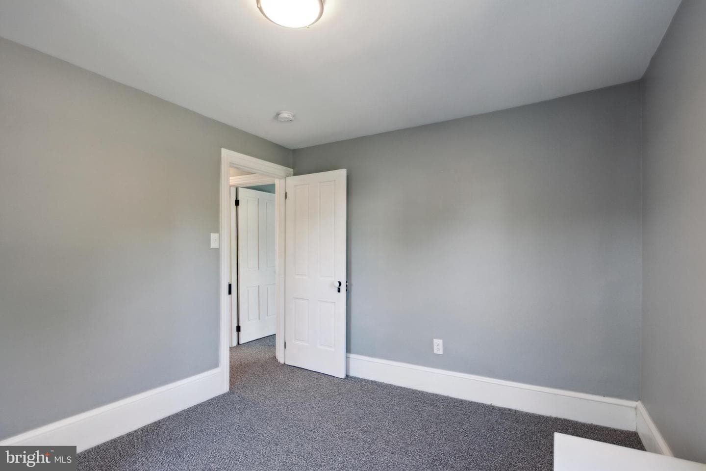 103 N Main Street photo 25