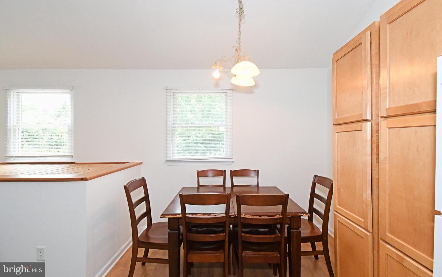 103 Chaucer Court photo 70