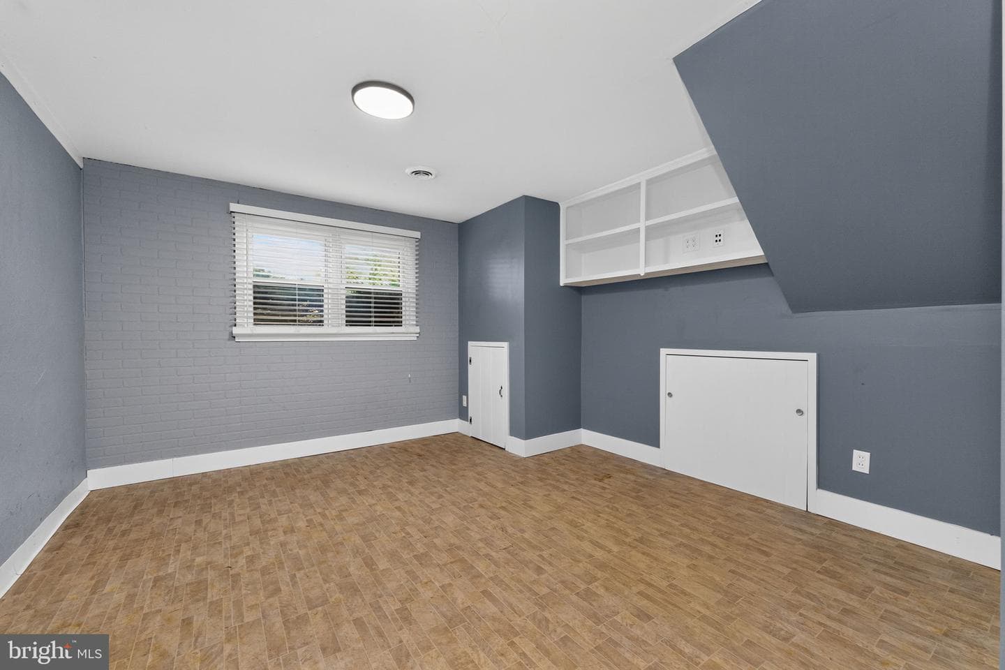 701 Abbey Lane photo 24