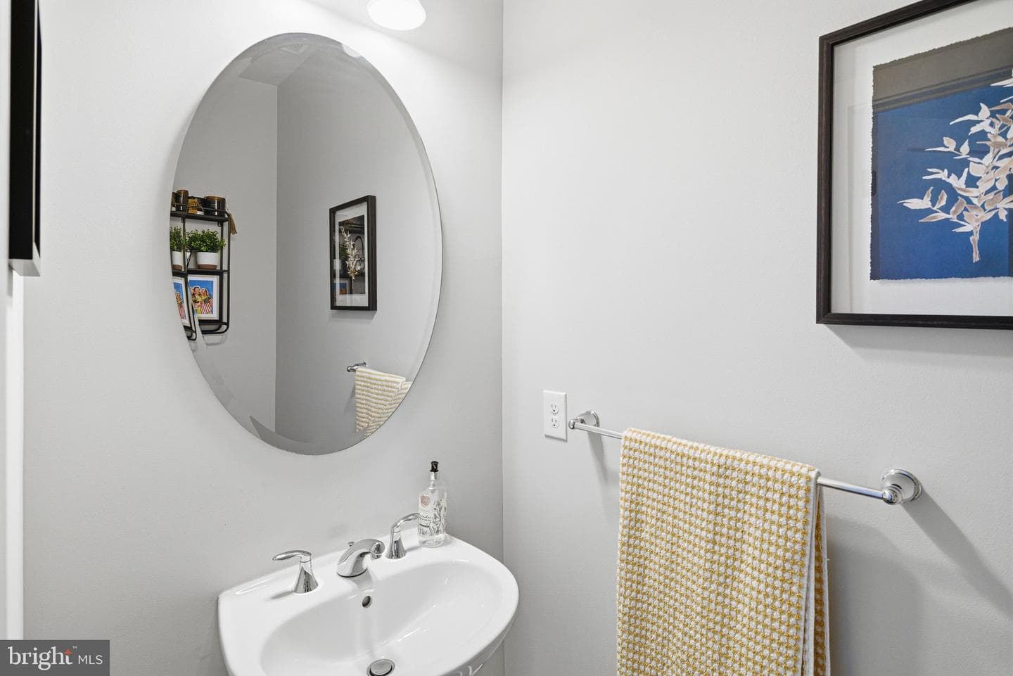 671 Levering Street photo 13