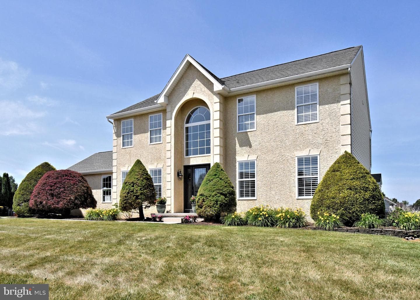 41 Edmonds Drive photo 1