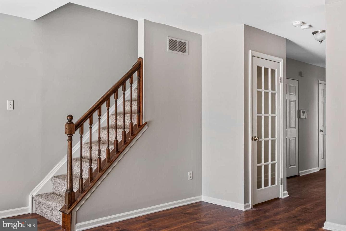 110 Pin Oak Court photo 13
