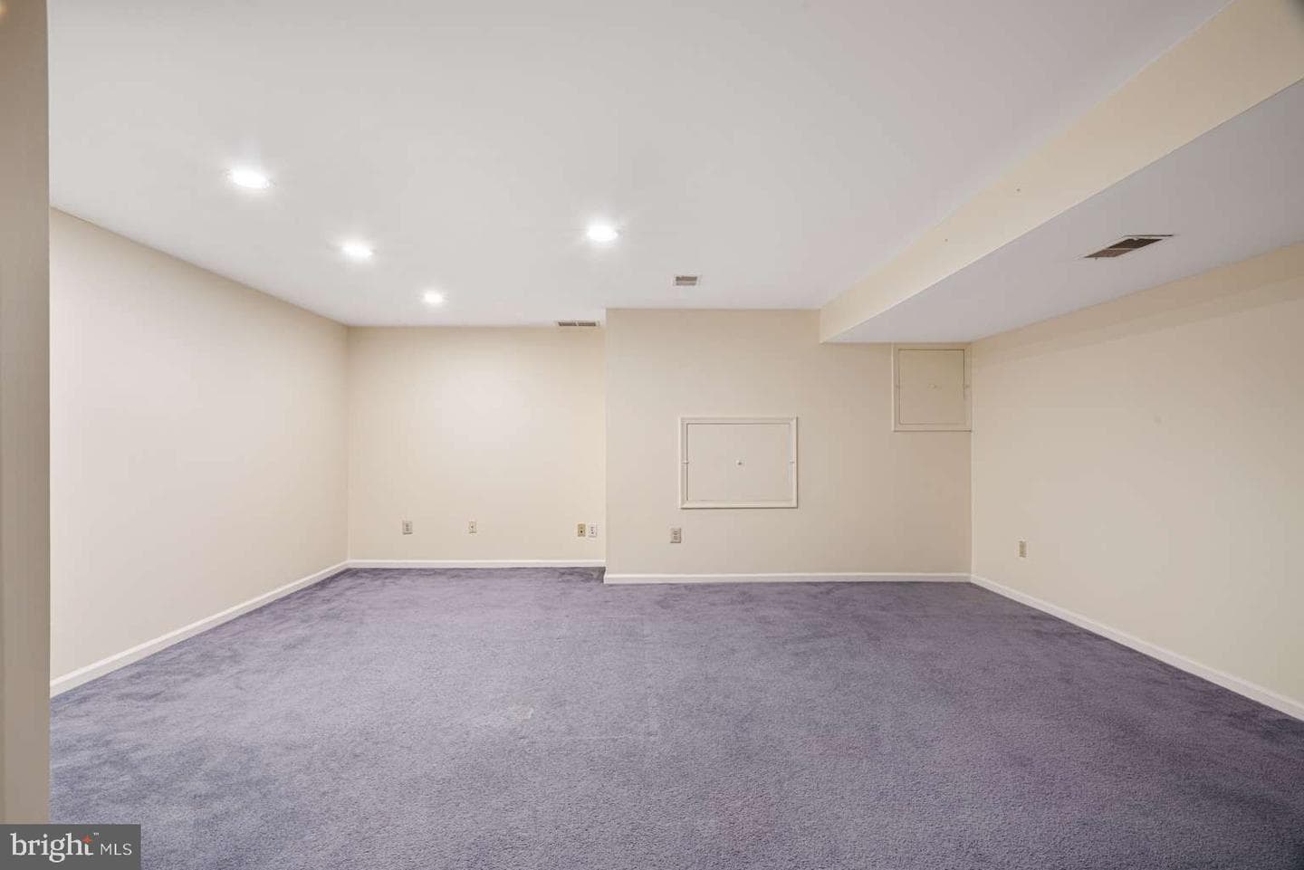 110 Pin Oak Court photo 24