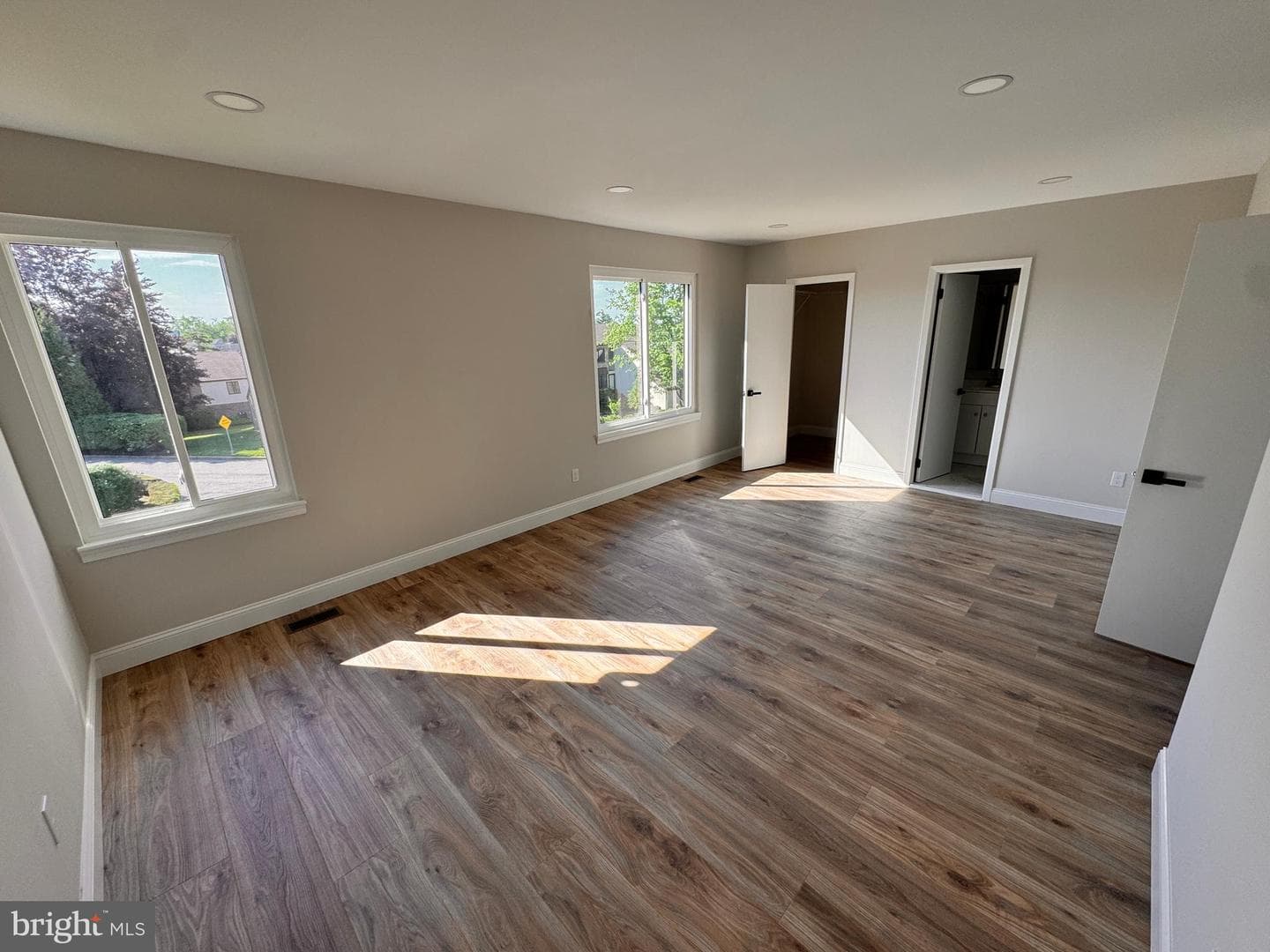 402 Harrison Place photo 18