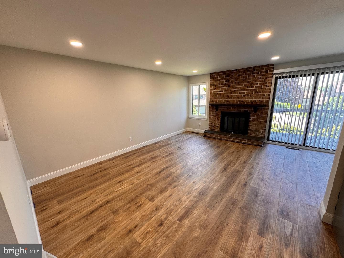 402 Harrison Place photo 7