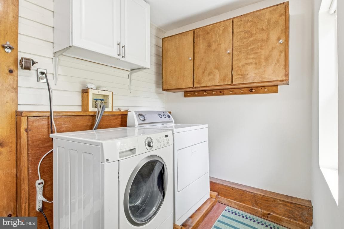 331 Elm Avenue photo 9