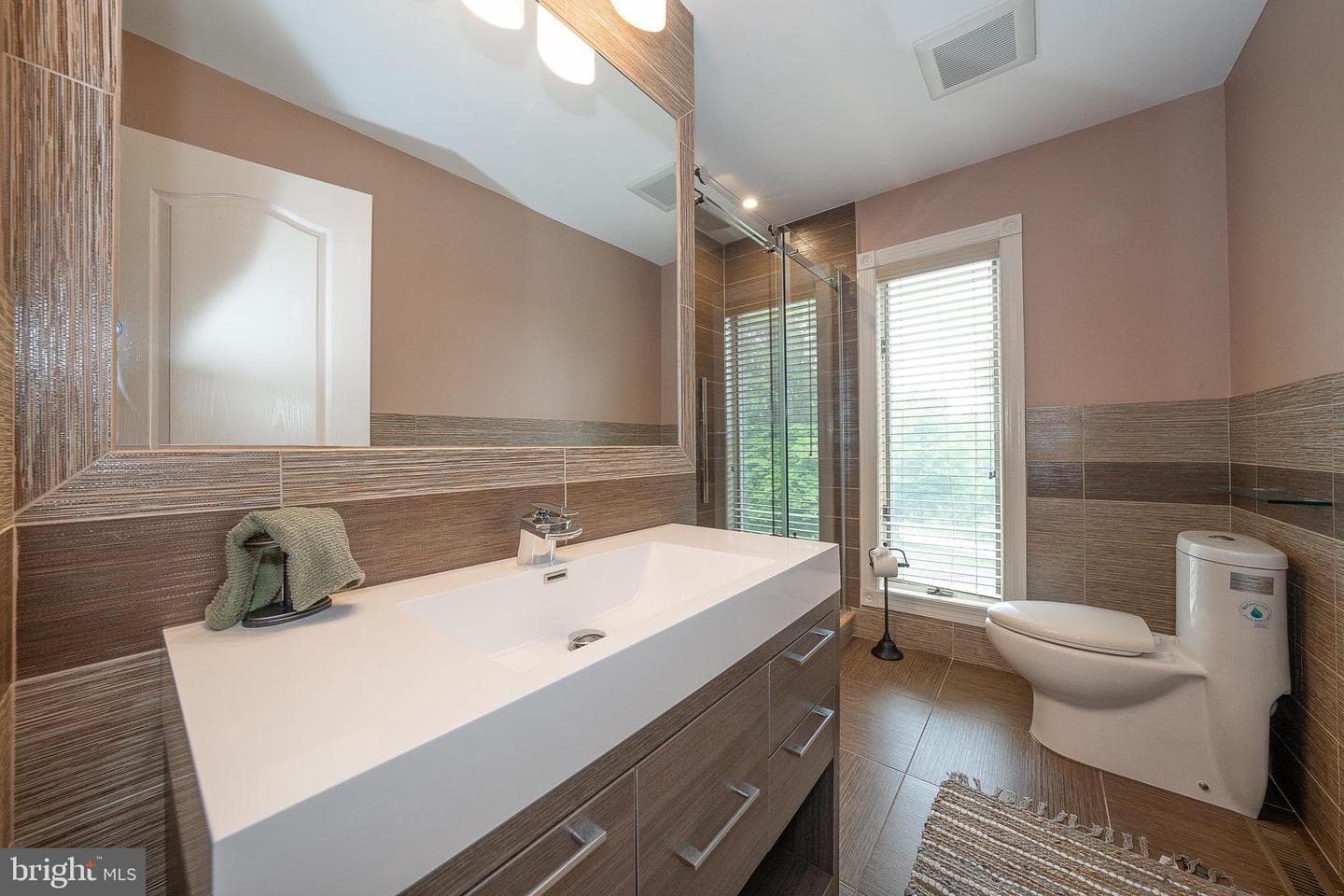 1041 Herkness Drive photo 45