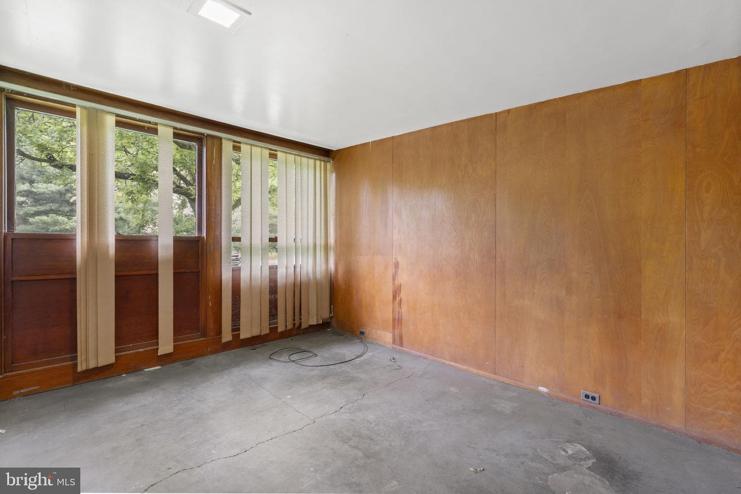 2935 Whitehall Road photo 33