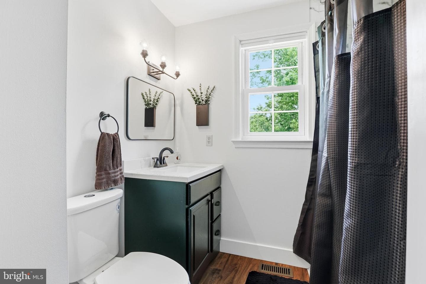 1026 Church Road photo 32