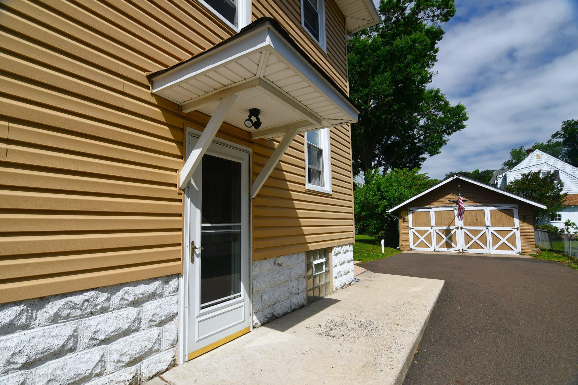 25 Center Avenue photo 11