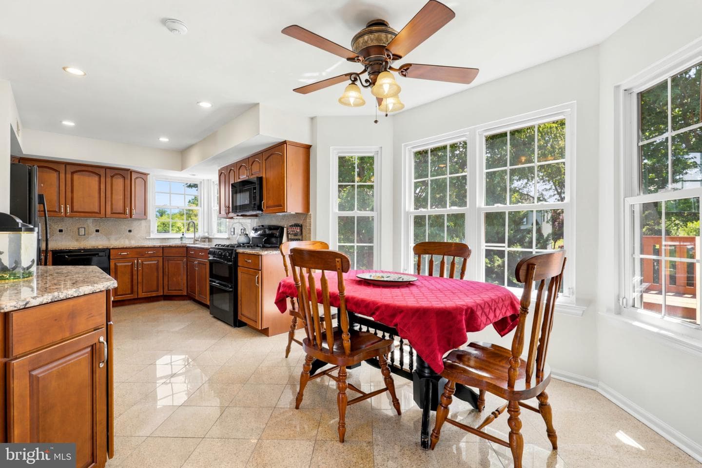 587 Weikel Road photo 12