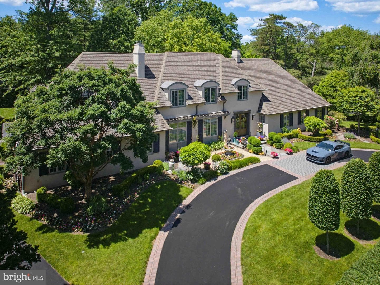 2244 Deer Path Road