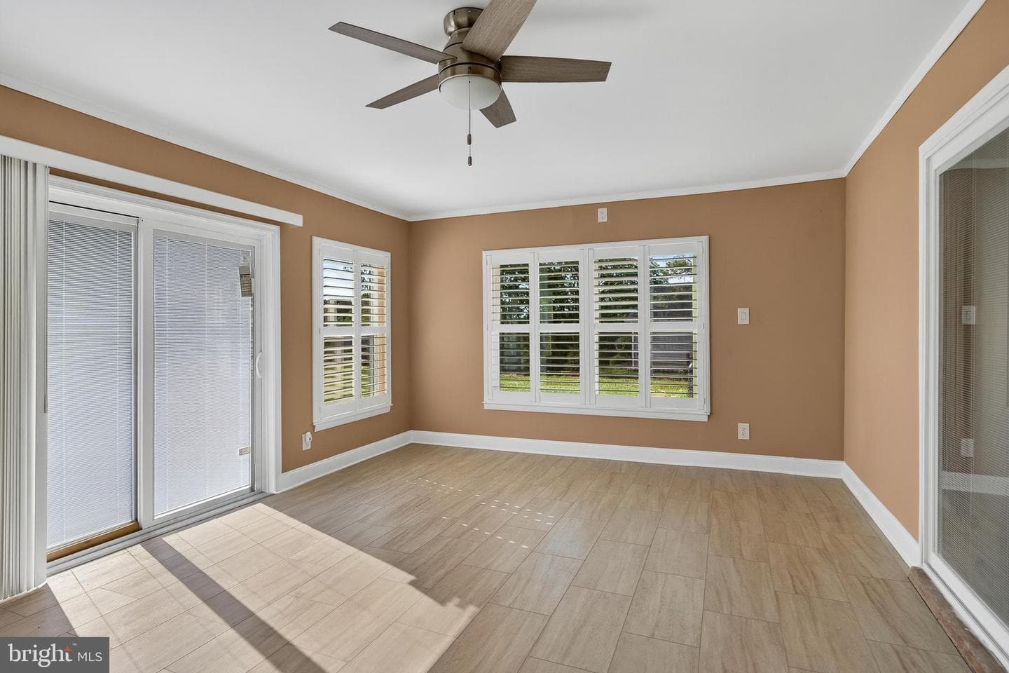1146 Squires Way photo 21