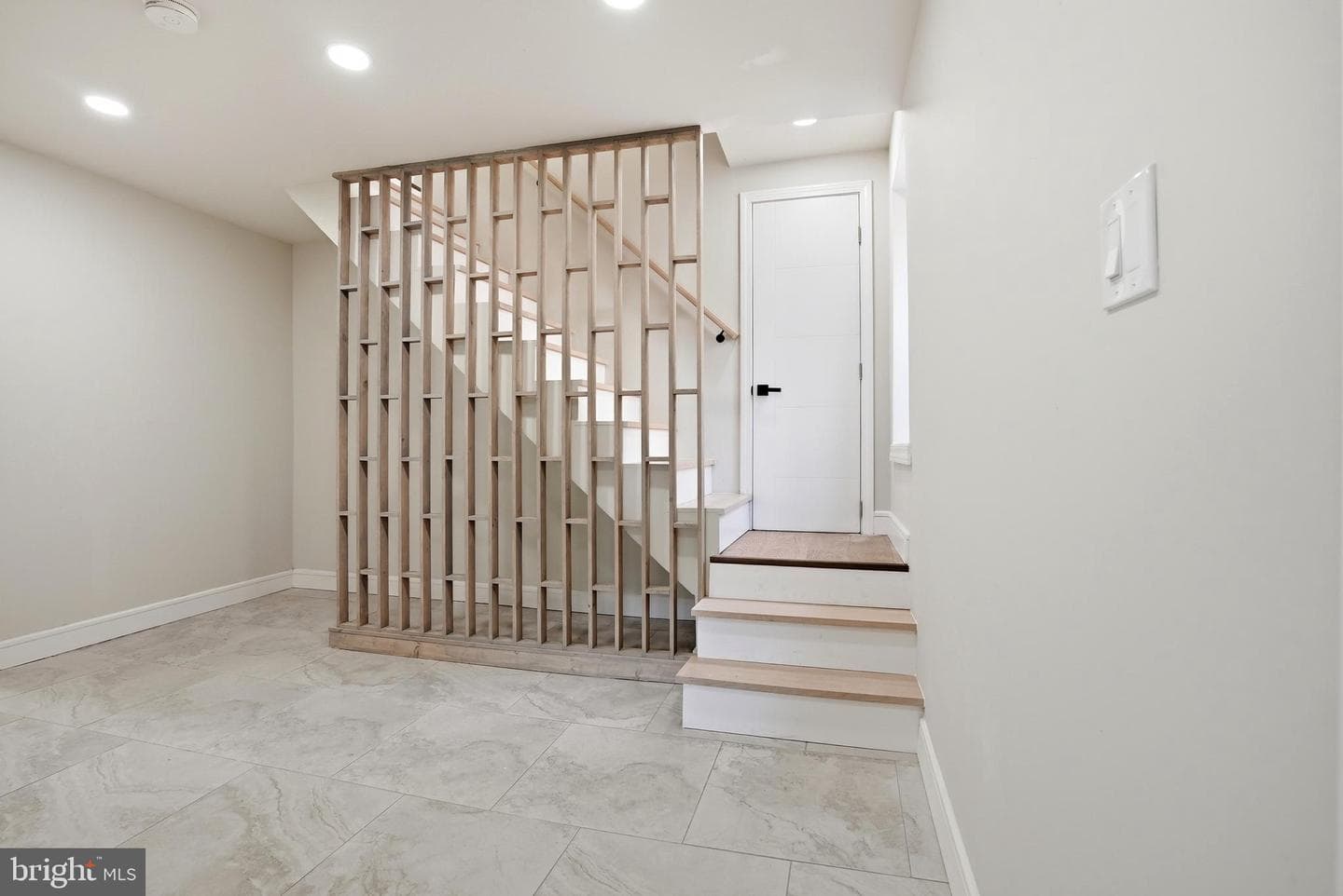 249 Washington Lane photo 42
