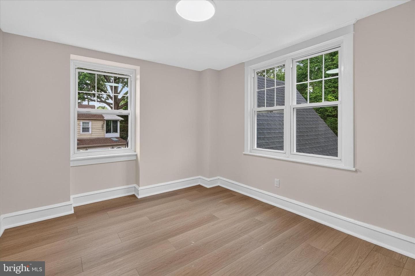 401 Carlton Avenue photo 45