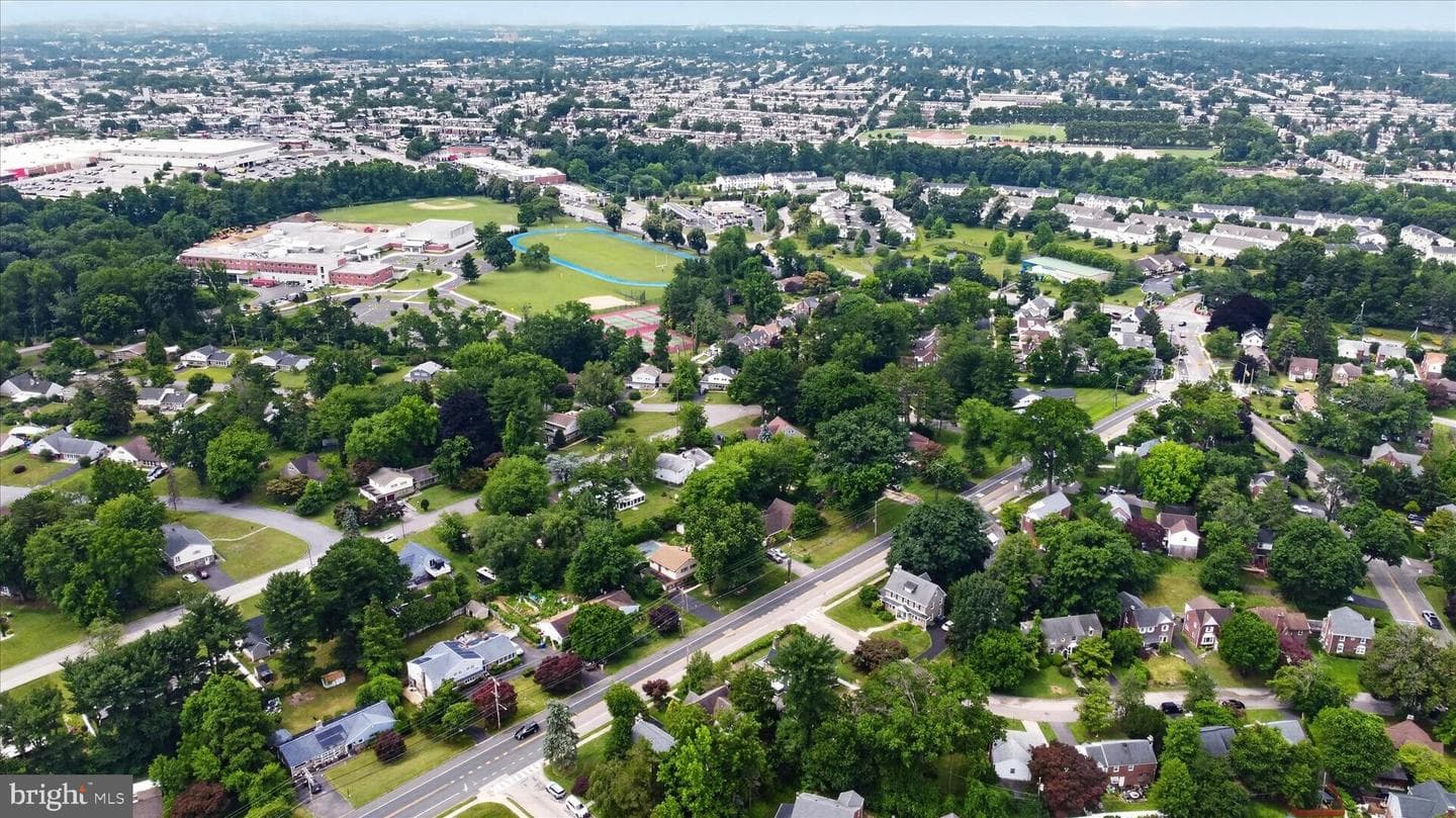 401 Carlton Avenue photo 68
