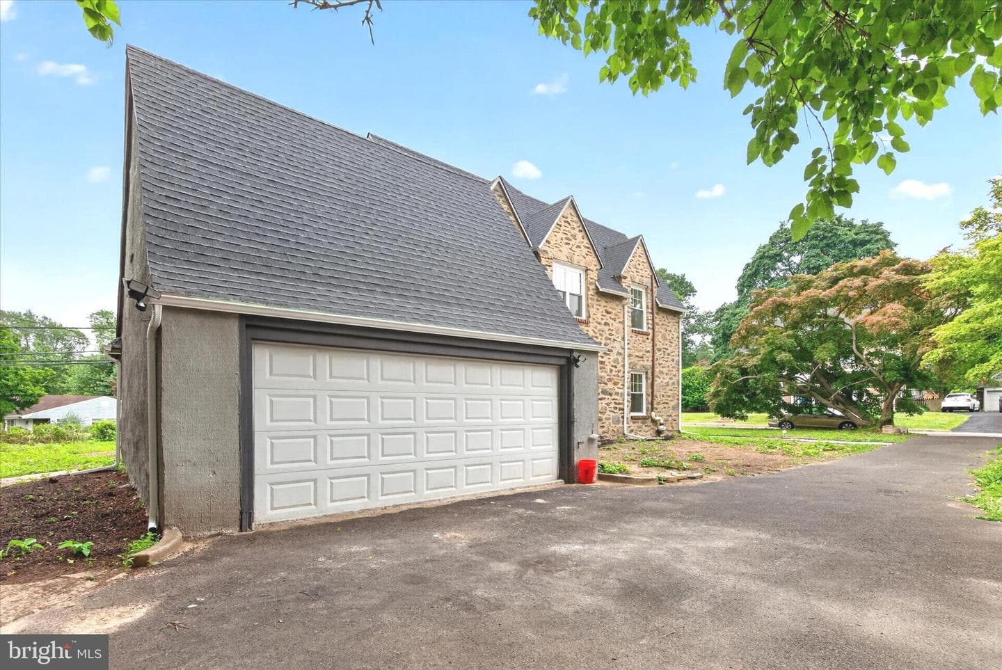 401 Carlton Avenue photo 8