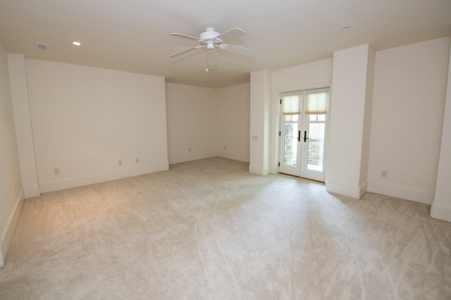 711 Moredon Road photo 108