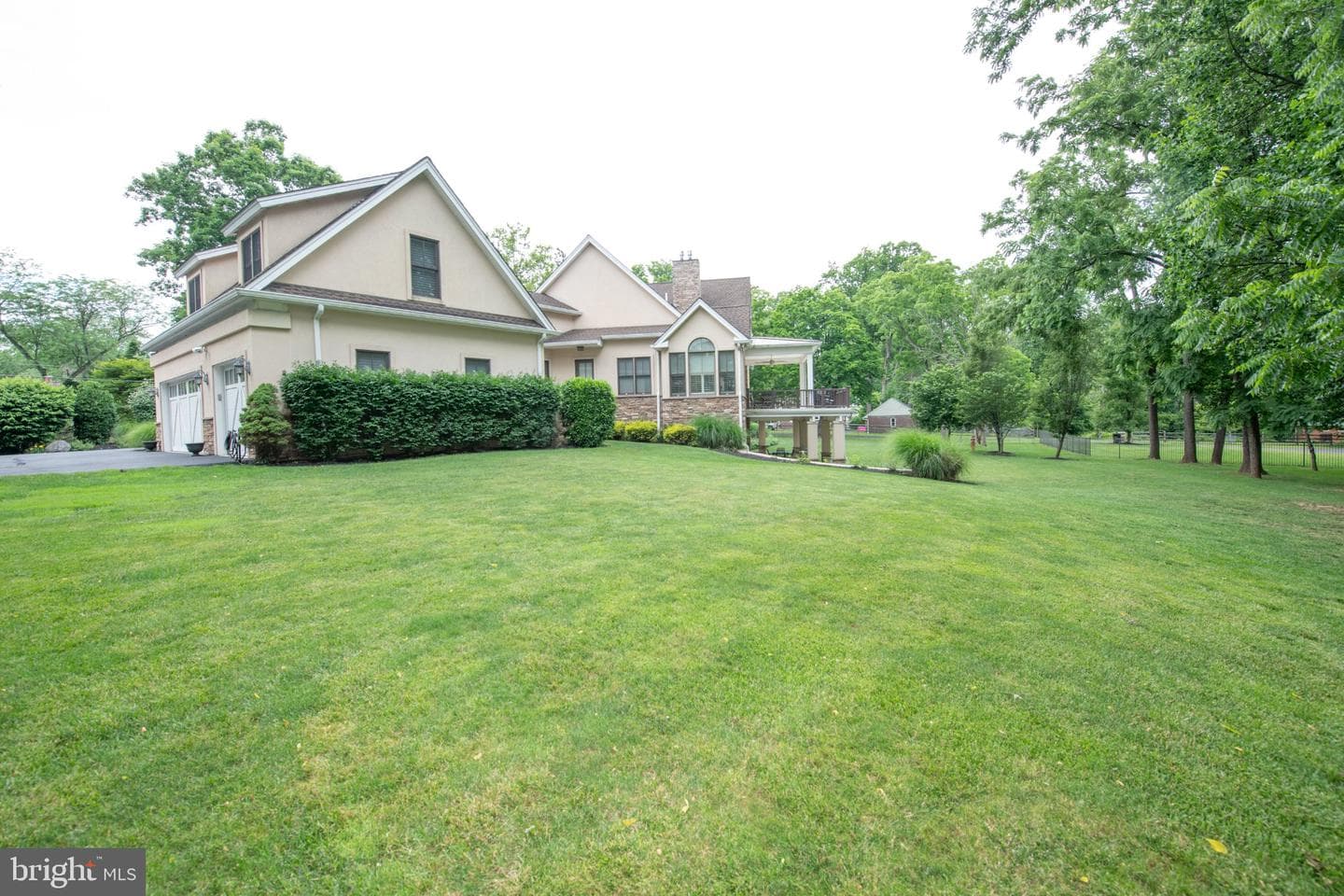 711 Moredon Road photo 25