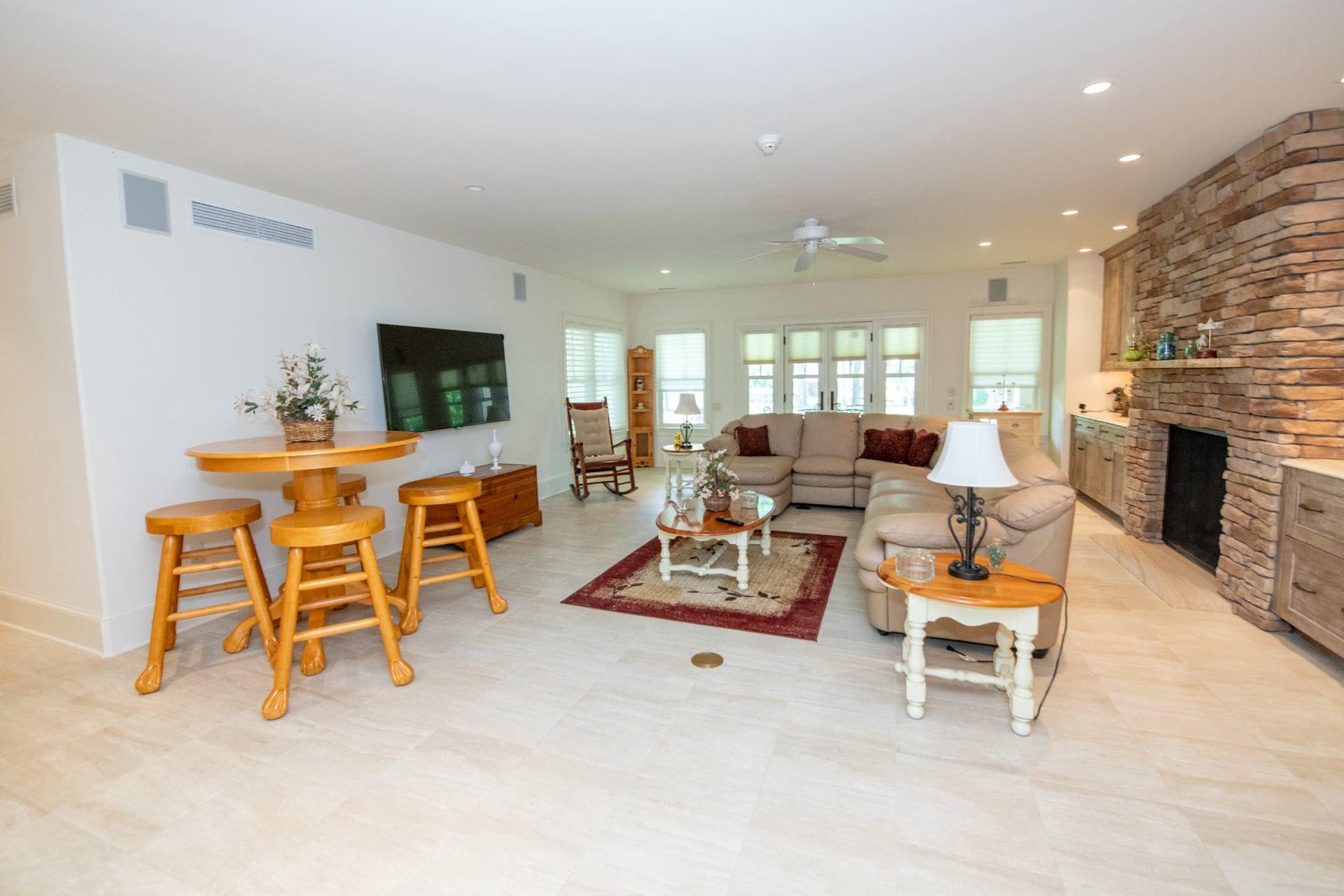 711 Moredon Road photo 97