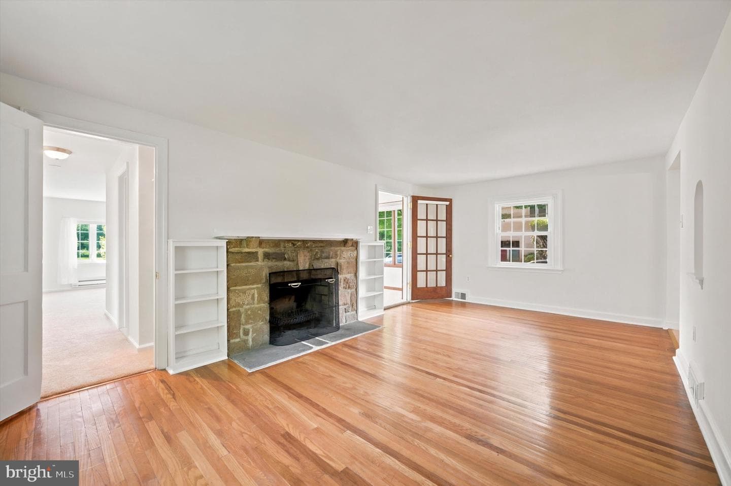 901 E Mermaid photo 5