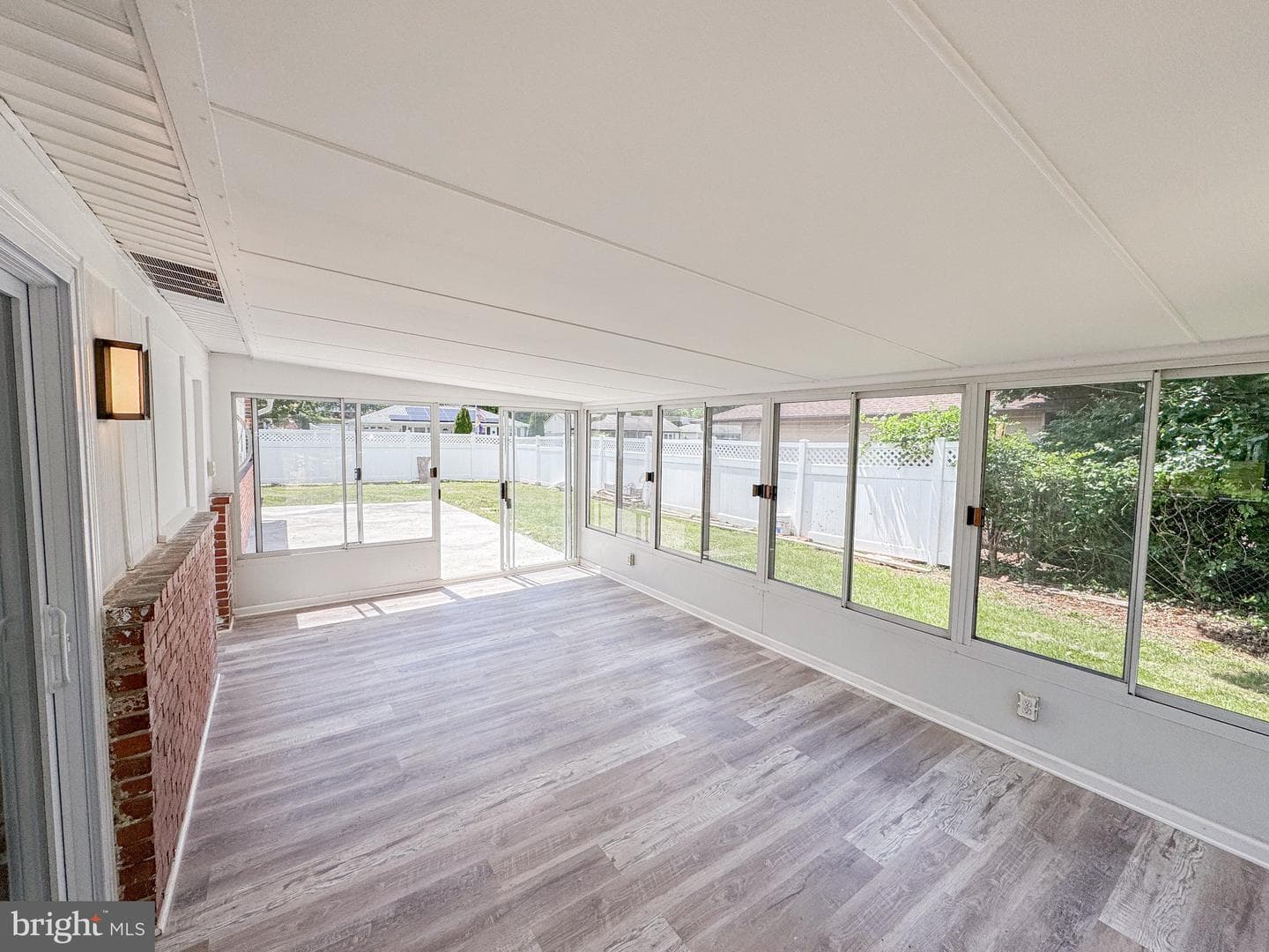 100 Norwood Lane photo 17