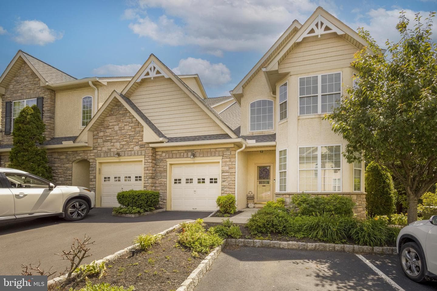 16 Jefferson Crossing Boulevard, East Norriton
