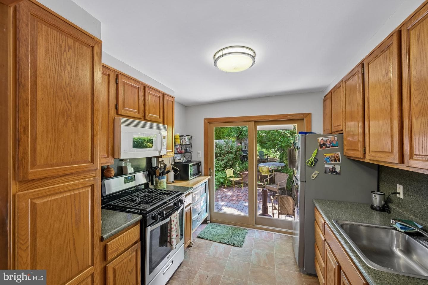 325 W Spring Avenue photo 13