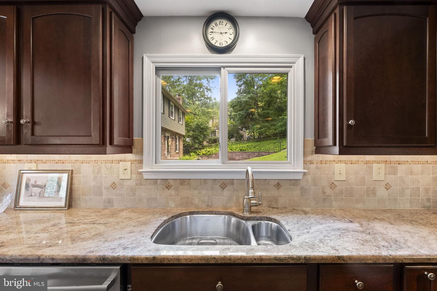 262 Lantern Lane photo 12