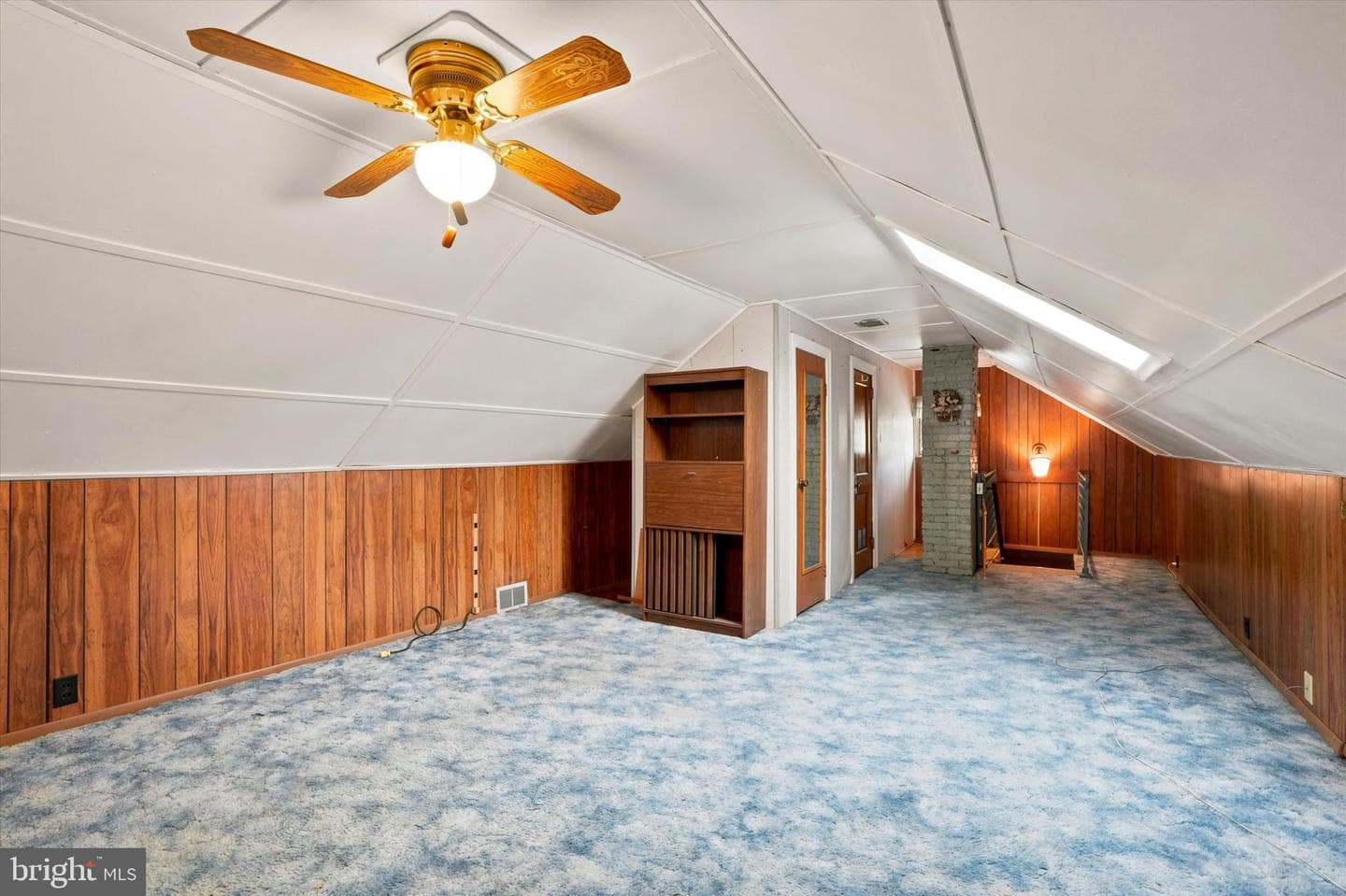35 Elm Avenue photo 19
