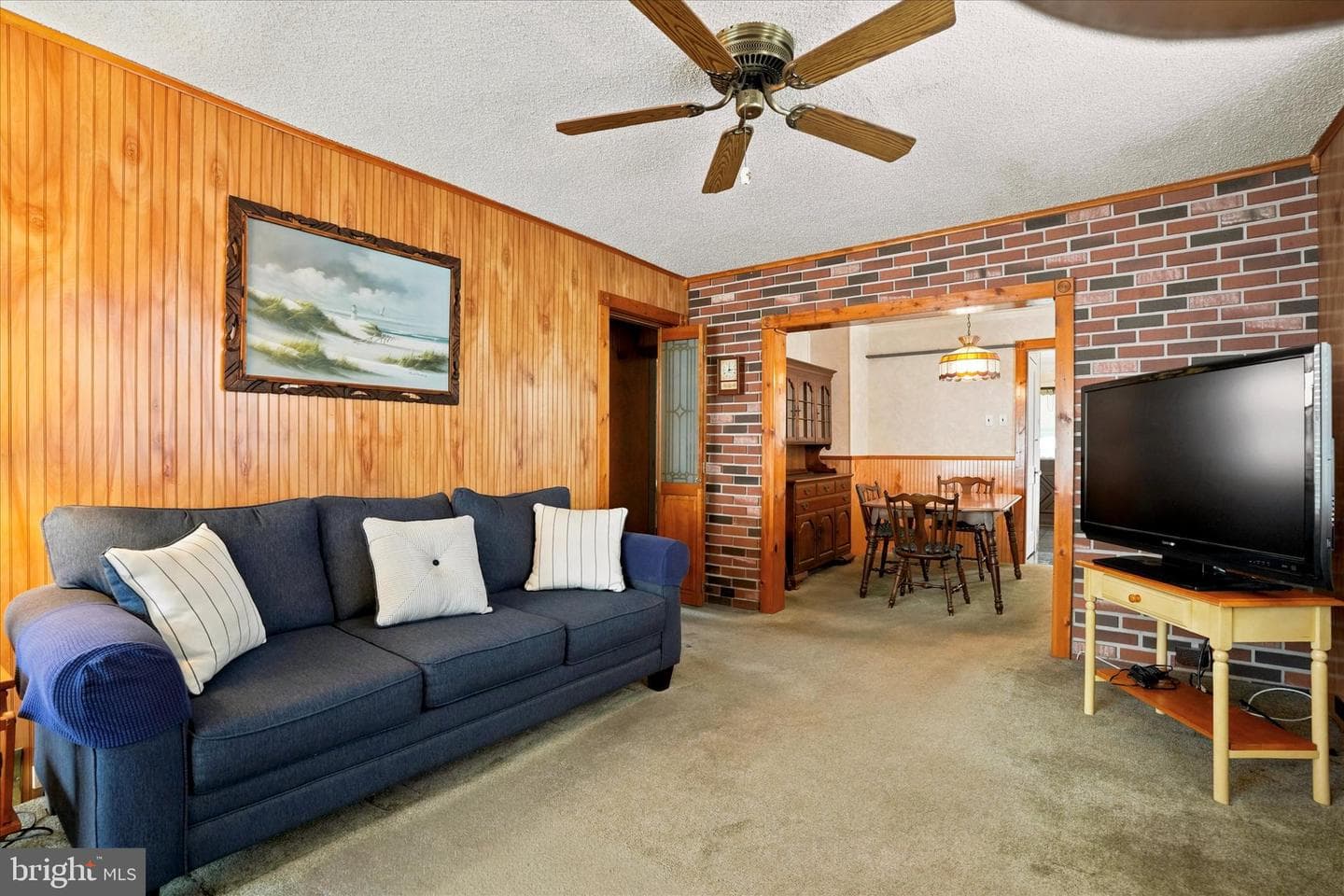 35 Elm Avenue photo 7