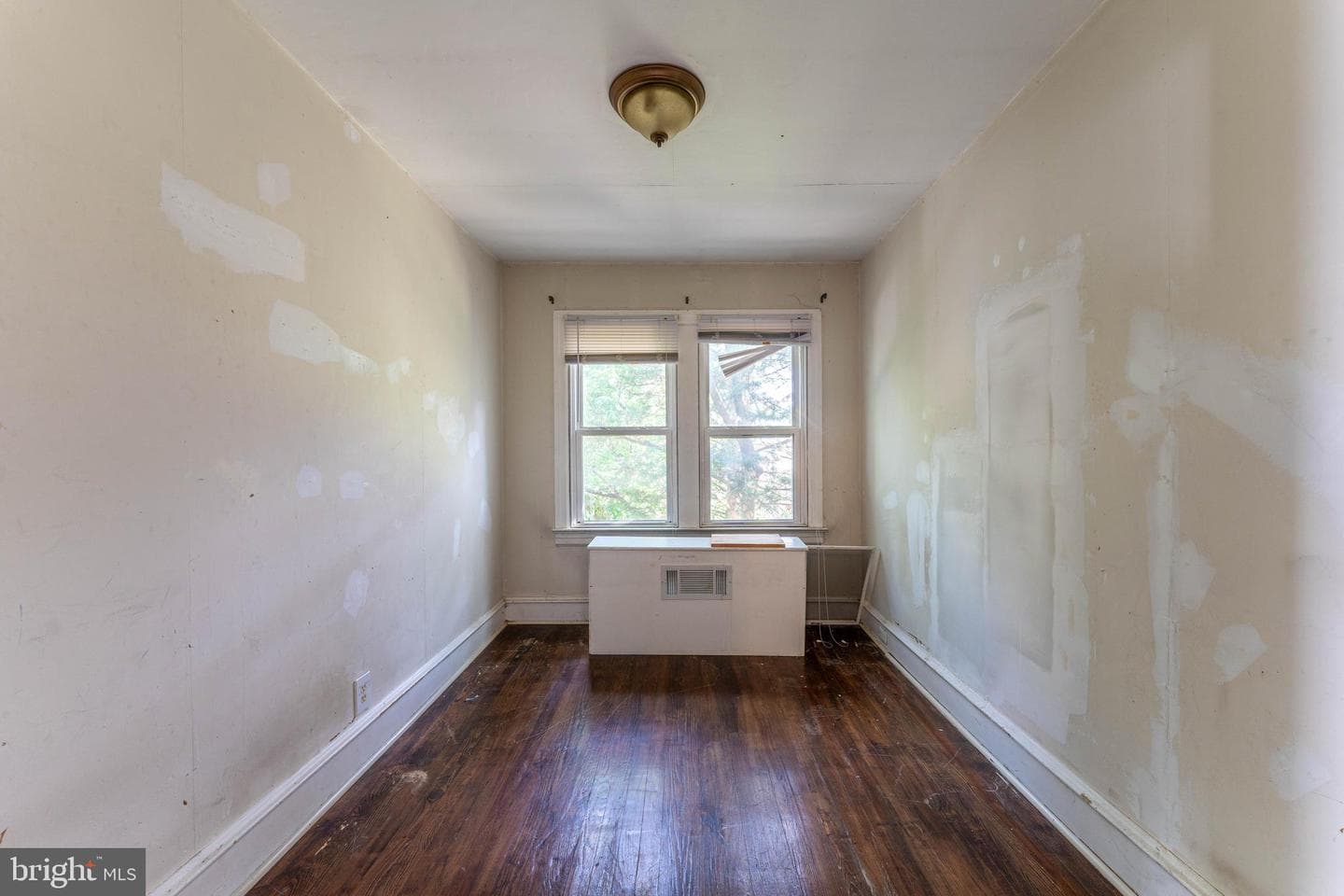 120 W 7th Avenue photo 14